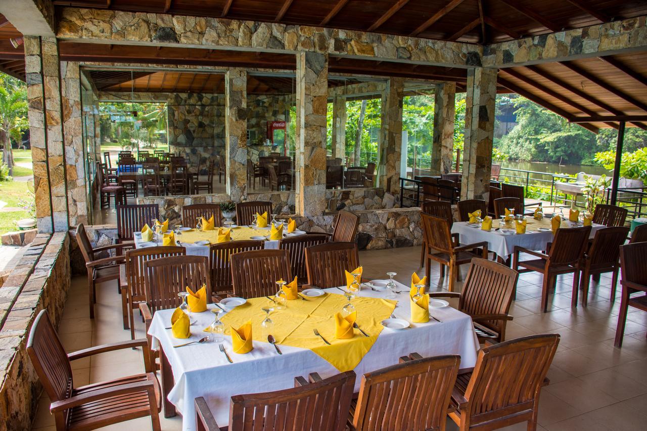 River View Banquet & Resort Wadduwa Εξωτερικό φωτογραφία